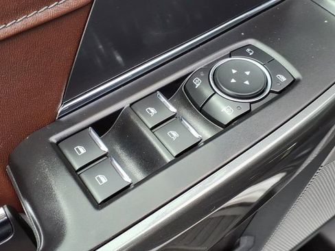 Used 2022 Ford F150 Lariat w/ Equipment Group 502A High AWD/4WD image 24