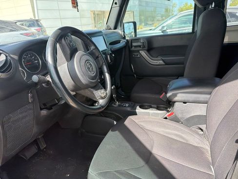 Used 2014 Jeep Wrangler Sport w/ Quick Order Package 24S AWD/4WD image 7