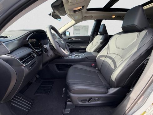 New 2026 INFINITI QX60 Luxe w/ Cargo Package AWD/4WD image 10