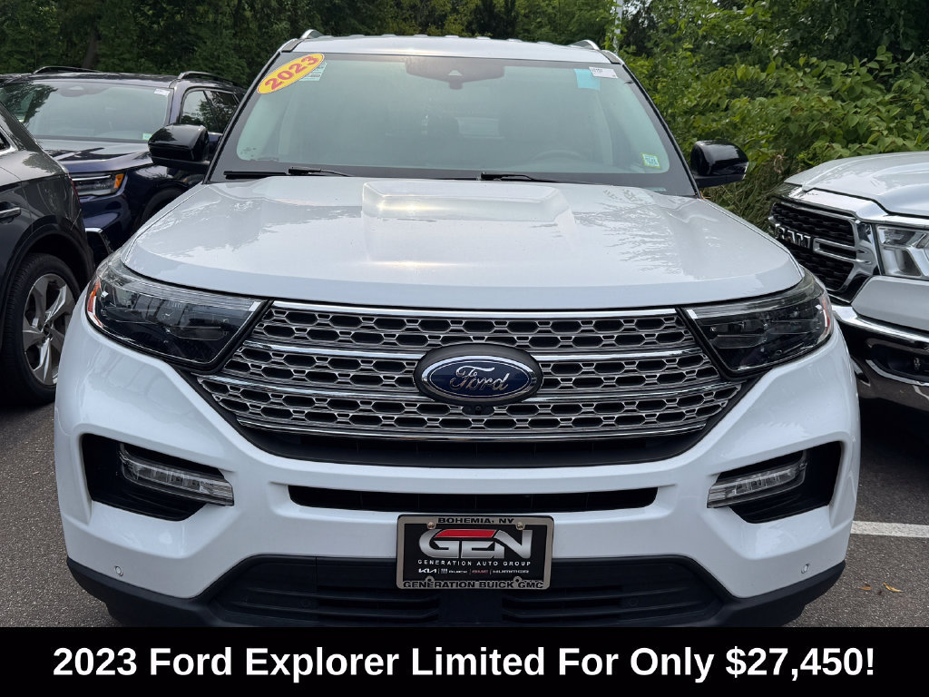 Used 2023 Ford Explorer Limited AWD/4WD image 2