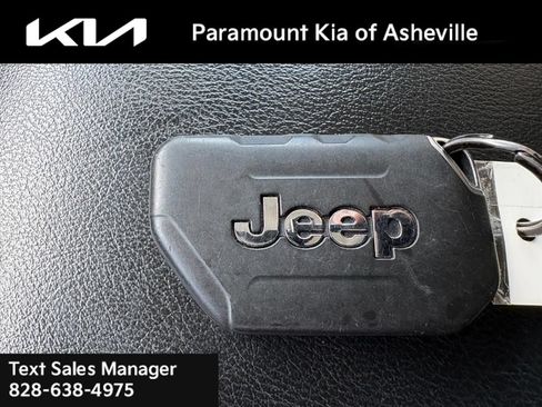 Used 2023 Jeep Wrangler Unlimited Sport AWD/4WD image 27