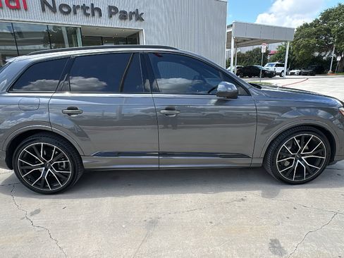 Used 2020 Audi Q7 3.0T Prestige w/ Prestige Package AWD/4WD image 8
