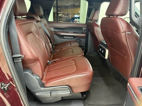 Used 2024 Ford Expedition Max Limited image 8