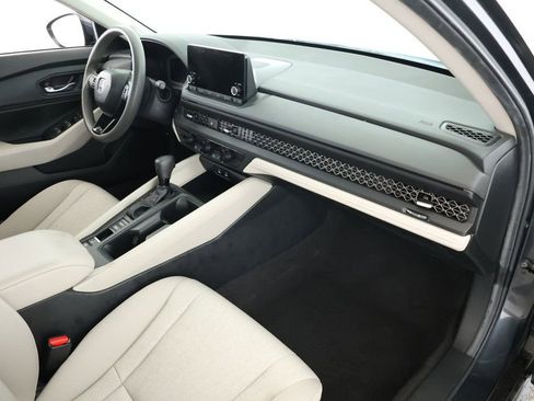 Used 2024 Honda Accord EX image 23