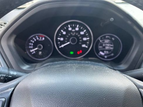 Used 2021 Honda HR-V Sport image 16