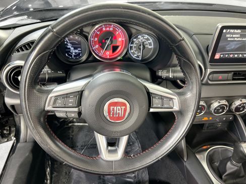 Used 2018 FIAT 124 Spider Abarth w/ Visibility Group RWD image 11