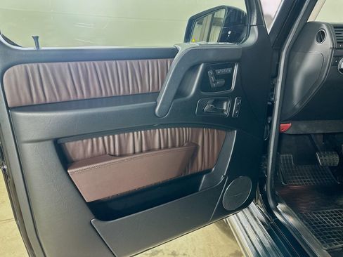 Used 2016 Mercedes-Benz G 550 image 17