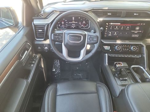 Used 2024 GMC Sierra 1500 Denali w/ Denali Reserve Package AWD/4WD image 15
