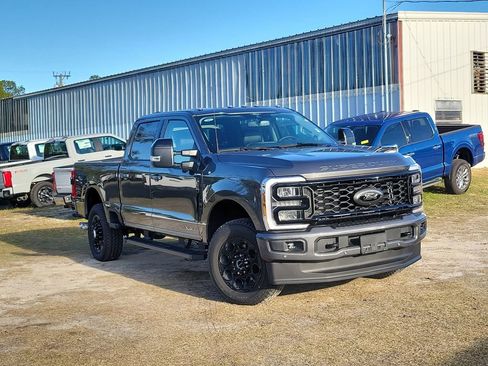 New 2026 Ford F350 Lariat w/ Black Appearance Package image 34