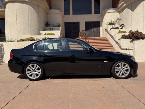 Used 2008 BMW 328i Sedan w/ Sport Pkg RWD image 8