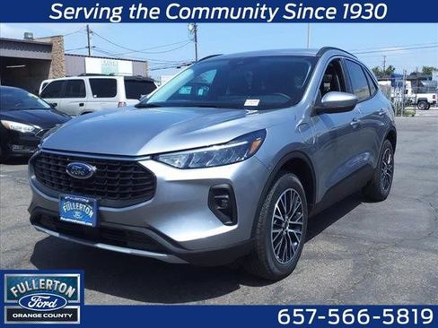 New 2024 Ford Escape SE FWD image 1