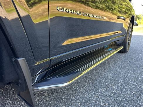 Used 2021 Jeep Grand Cherokee L Overland image 35