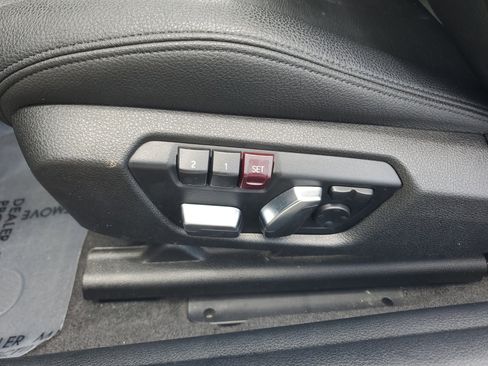 Used 2020 BMW 230i xDrive Convertible w/ Convenience Package image 13