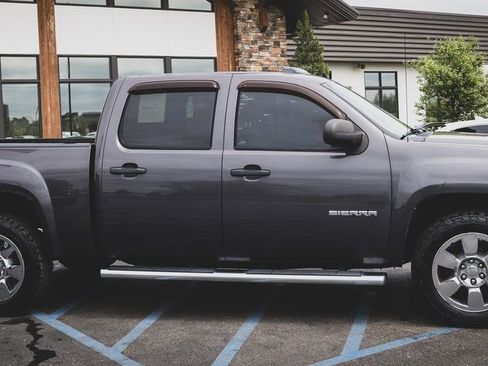 Used 2011 GMC Sierra 1500 SLE w/ Power Tech Package image 12