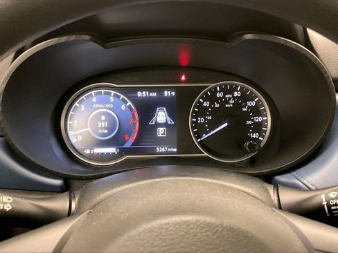 Certified 2025 Nissan Versa SV w/ Trunk Package image 21