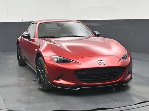 Used 2021 MAZDA MX-5 Miata RF Club RWD image 32