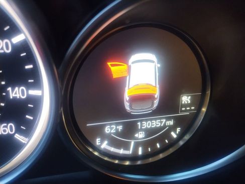 Used 2018 MAZDA CX-9 Touring w/ Touring Premium Package image 16