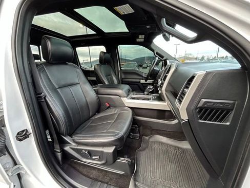 Used 2018 Ford F150 Lariat w/ Equipment Group 502A Luxury image 41