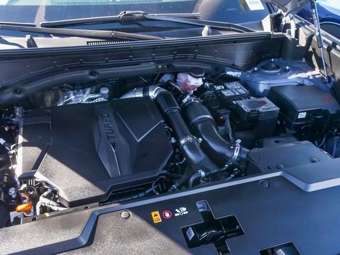 Used 2024 Hyundai Santa Fe Calligraphy image 25