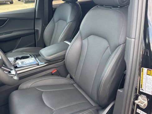 Used 2025 Audi Q7 3.0T Prestige w/ Prestige Package image 8