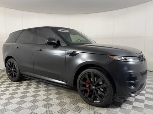 Used 2025 Land Rover Range Rover Sport Dynamic SE AWD/4WD image 10