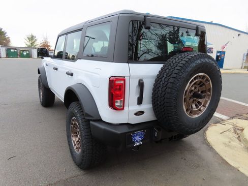 New 2025 Ford Bronco 4-Door image 6