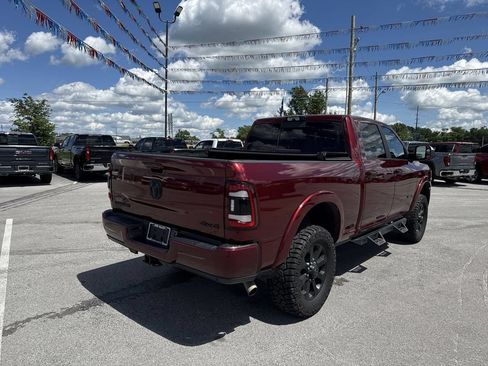Used 2022 RAM 2500 Laramie w/ Night Edition AWD/4WD image 13