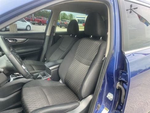 Used 2019 Nissan Rogue SV AWD/4WD image 21