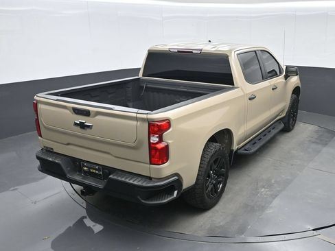 Used 2022 Chevrolet Silverado 1500 Custom Trail Boss w/ LPO, Dark Essentials Package AWD/4WD image 21
