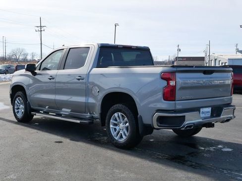 Used 2024 Chevrolet Silverado 1500 LT image 3
