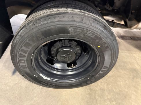 Used 2022 RAM 5500 Tradesman w/ Max Tow Package image 22