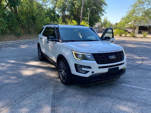 Used 2016 Ford Explorer Sport w/ Equipment Group 401A AWD/4WD image 71