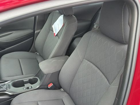 Certified 2025 Toyota Corolla LE FWD image 27