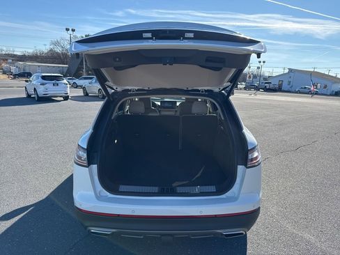 Certified 2021 Lincoln Nautilus Reserve w/ Class II Trailer Tow Package image 16