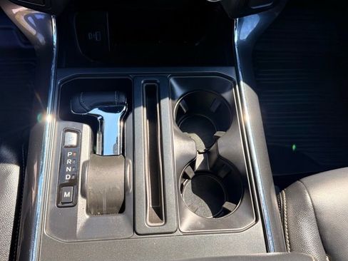 Used 2022 Ford F150 XLT w/ Equipment Group 302A High image 25