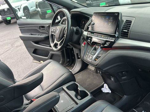 Used 2025 Honda Odyssey Sport-L image 9