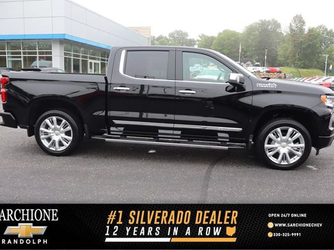 New 2026 Chevrolet Silverado 1500 High Country w/ High Country Premium Package AWD/4WD image 1