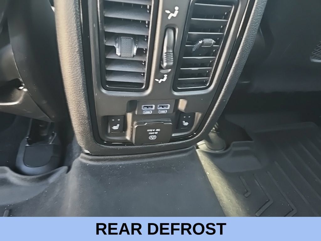 Used 2024 Dodge Durango R/T AWD/4WD image 19