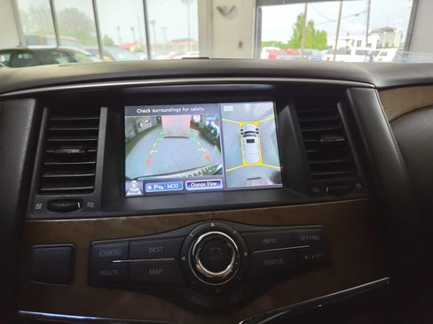 Used 2014 INFINITI QX80 4WD w/ Theater Package image 37