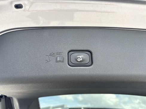 New 2026 Lincoln Nautilus Premier image 13