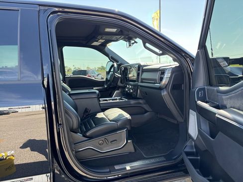 Used 2025 Ford F250 Platinum AWD/4WD image 19