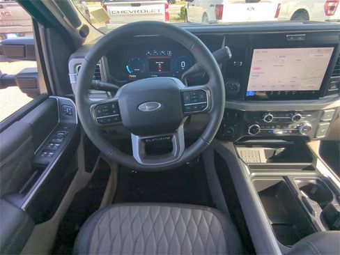 New 2026 Ford F250 Platinum w/ Platinum Plus Package image 17