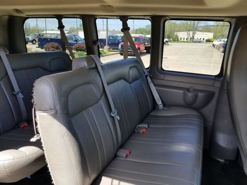 Used 2015 Chevrolet Express 2500 LS image 13