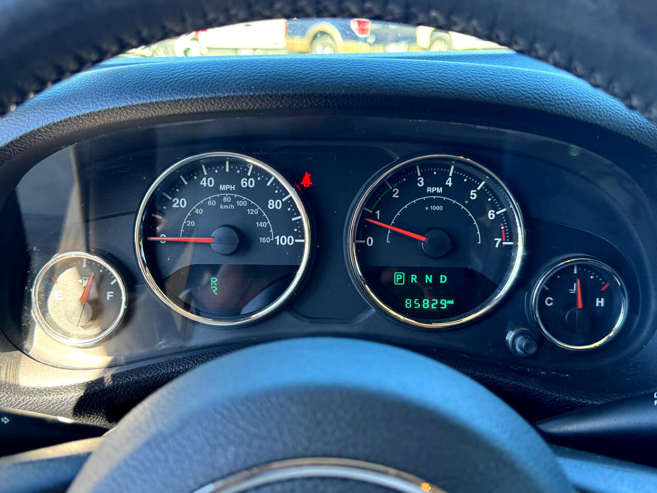 Used 2018 Jeep Wrangler Unlimited Rubicon w/ Connectivity Group AWD/4WD image 29
