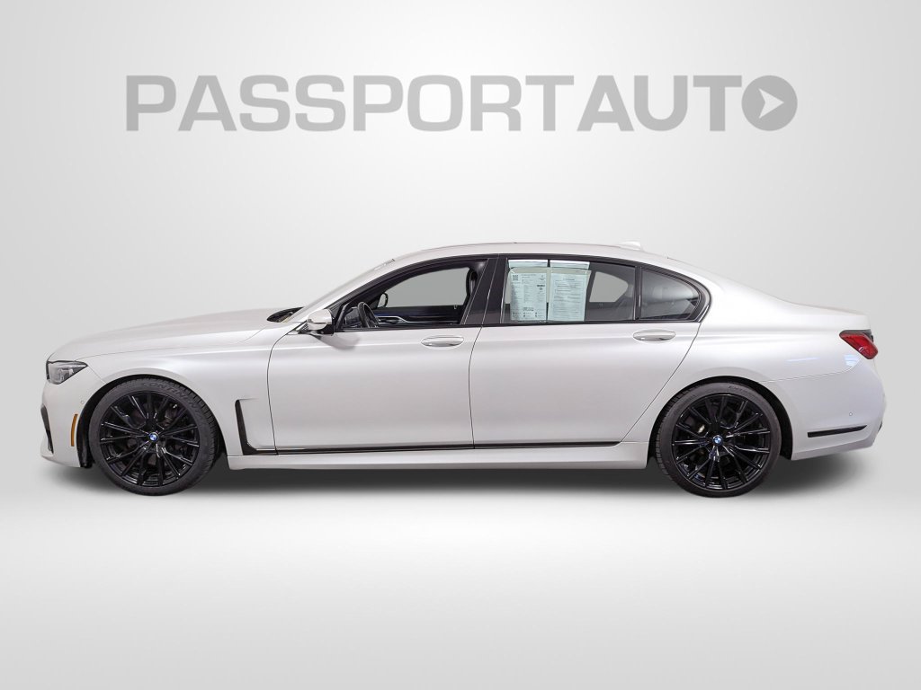 Used 2021 BMW 750i xDrive w/ M Sport Package AWD/4WD image 2