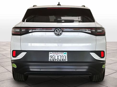 Used 2023 Volkswagen ID.4 S RWD image 8