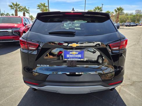 Used 2023 Chevrolet Blazer LT w/ Driver Confidence Package image 5