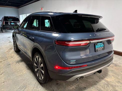 Used 2022 Lincoln Corsair Reserve w/ Equipment Group 201A image 8