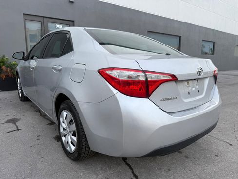 Used 2015 Toyota Corolla LE image 2