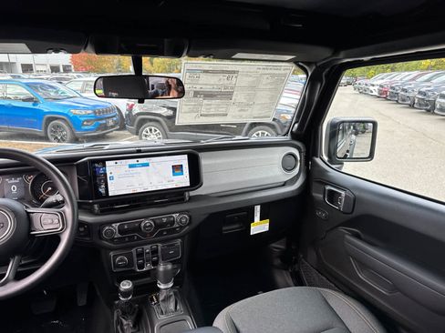 New 2025 Jeep Gladiator Sport image 34